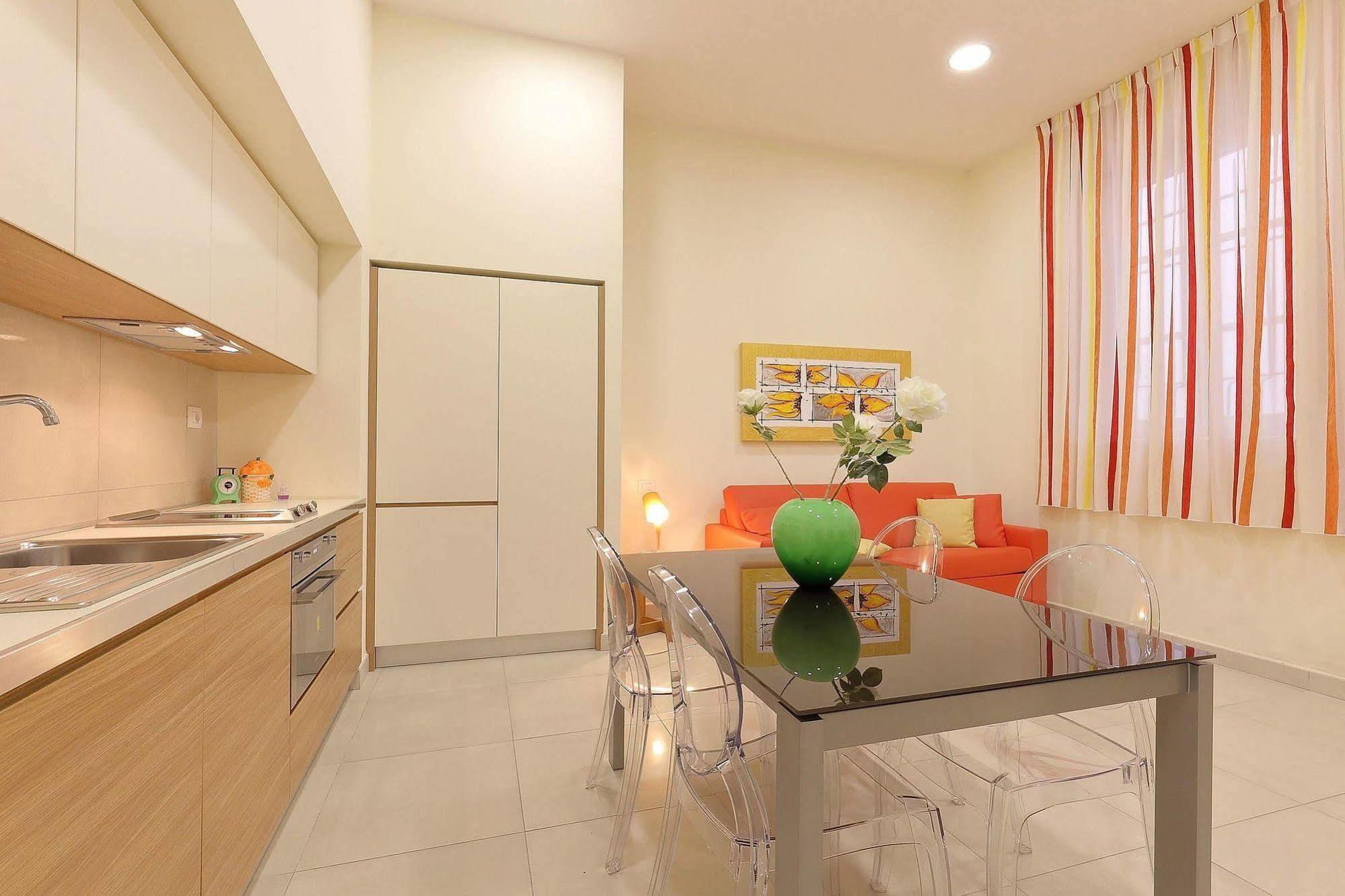 Apartments In Colors フィレンツェ エクステリア 写真